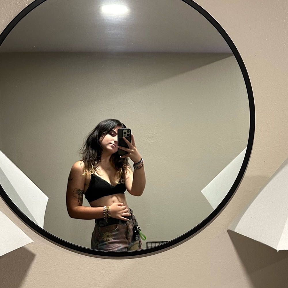 Meet your Posher, Farrah